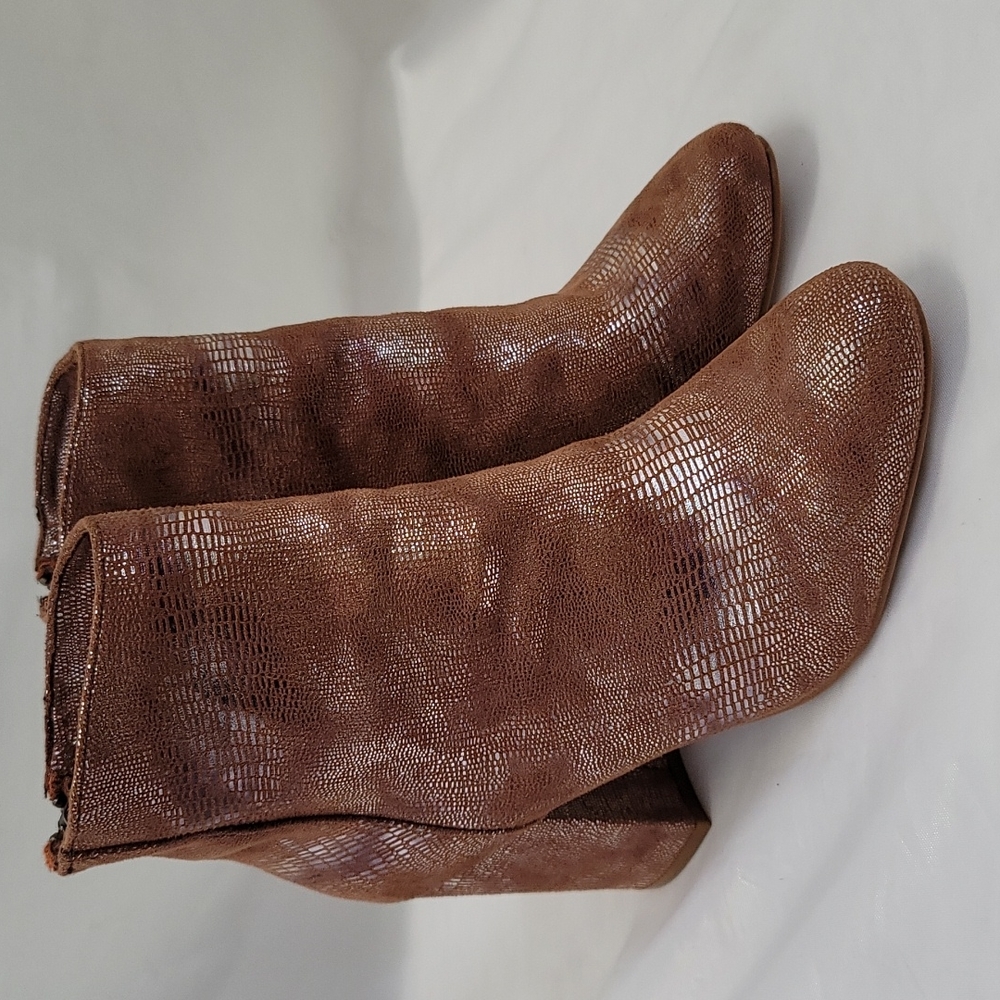 Very G Brown Boots size 6